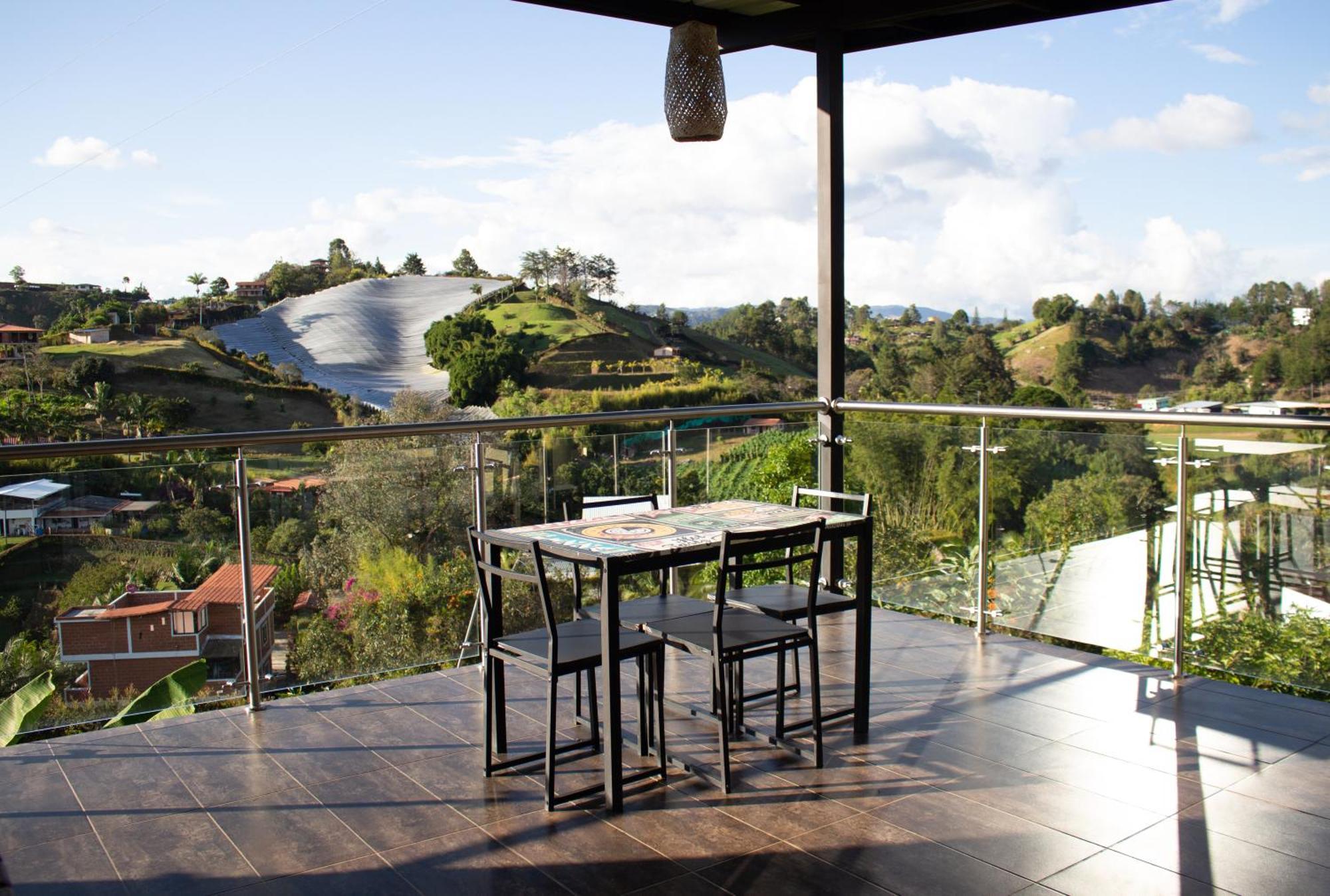Hotel Campestre Alto Lindo En Guatapé Exteriör bild
